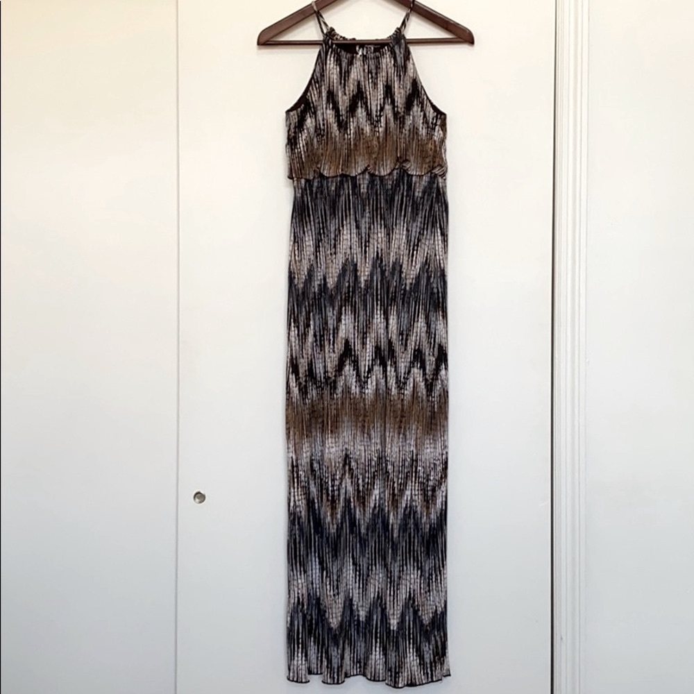 Chevron pattern maxi dress